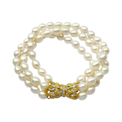 DGJB0007P - Fresh Water Pearl Bracelet with Filigree Diamond Clasp set in 18K Gold Setting