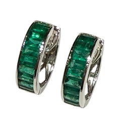 JE11953ZK - Emerald Hoop Earrings Set in 18K White Gold Setting