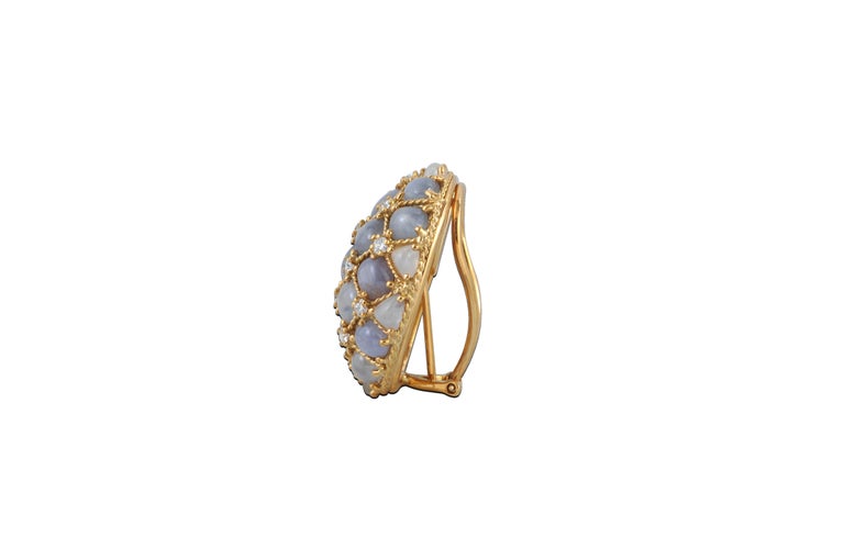 JE0932R - Star Sapphire & Diamond Earrings Set in 18 Karat Yellow Gold