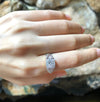 SJ1806 - Diamond Ring Set in 18 Karat Gold Settings