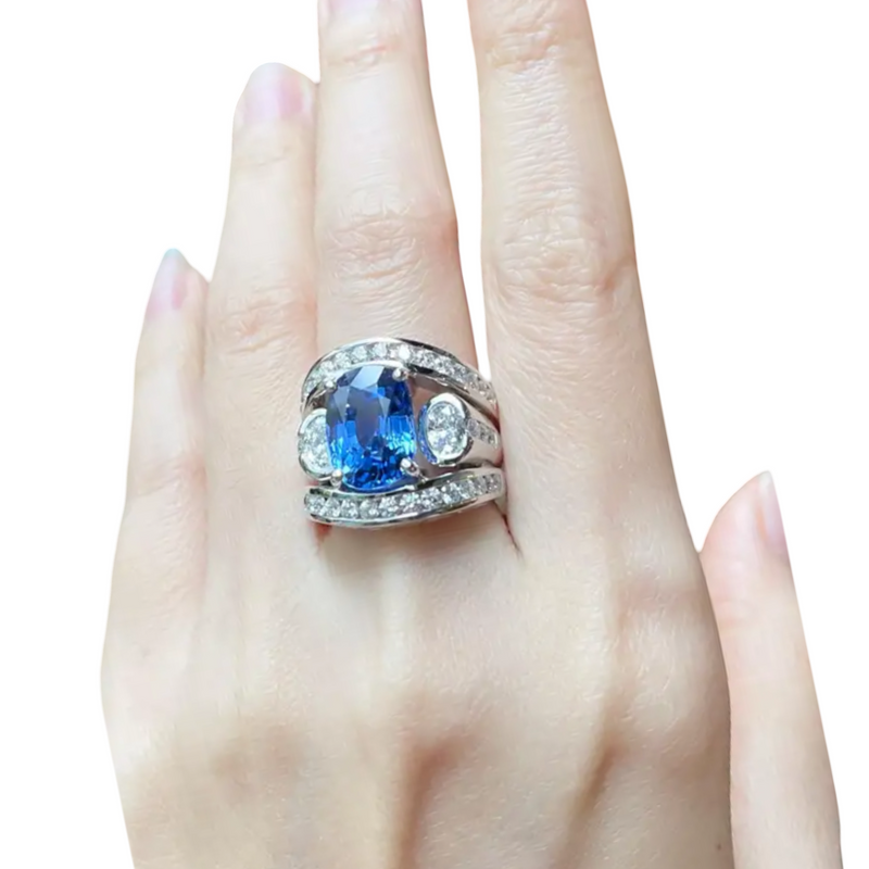 JR3238Z - Blue Sapphire and Diamond Ring set in 18K White Gold Setting