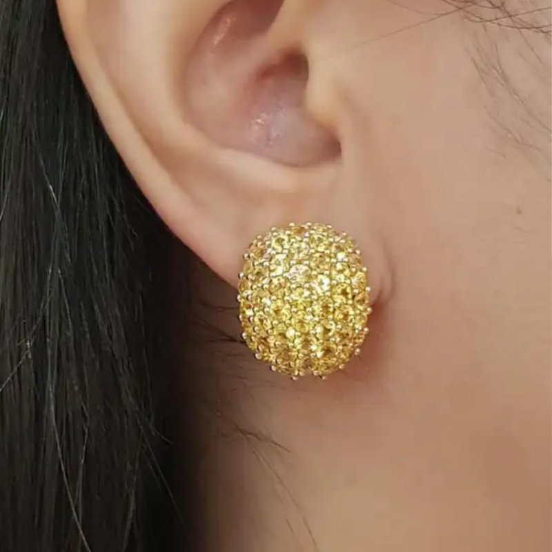 JE0250L - Yellow Sapphire Earrings set in 18K Gold Setting
