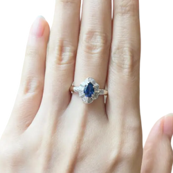 JR0479M - Blue Sapphire with Diamond Ring set in 18K Gold Setting