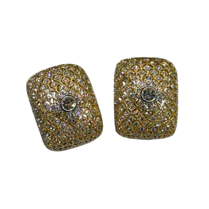 JE0040K - Filigree Diamond Earrings Set in 18K Gold Setting