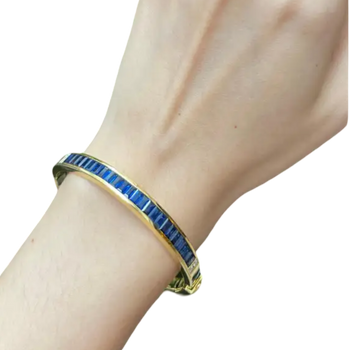 JB0143W - Blue Sapphire with Diamond Bangle Bracelet set in 18K Gold Setting
