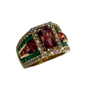 JR0089K - Pinkish-Orange Sapphire, Orange Sapphire, Emerald and Diamond Ring Set in 18K Gold Setting