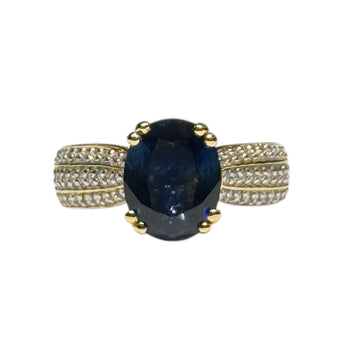 JR0249K - Blue Sapphire with Diamond Ring Set in 18K Gold Setting