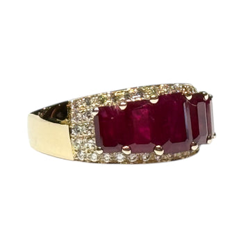 JR0241K - Ruby with Diamond Ring Set in 18K Gold Setting