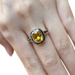 JR0440L - Cushion Yellow Sapphire with Blue Sapphire Ring set in 18K Gold Setting