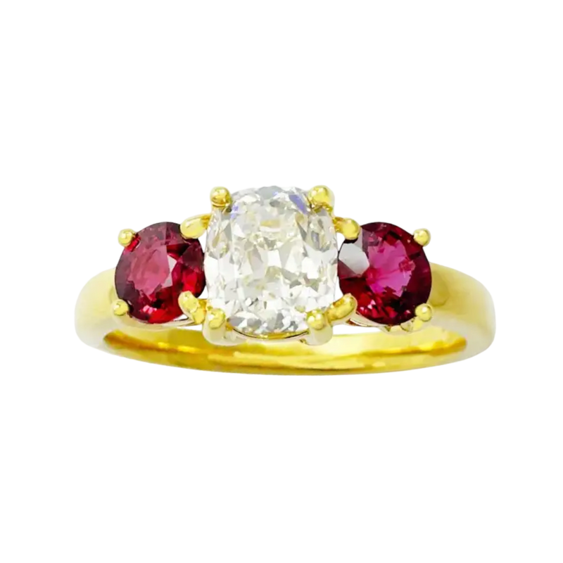 JR0090L - Diamond and Ruby Ring set in 18K Gold Setting