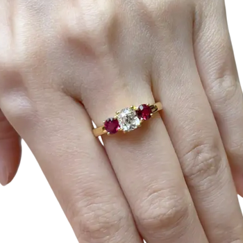 JR0090L - Diamond and Ruby Ring set in 18K Gold Setting