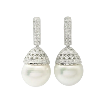 JE0259L - South Sea Pearl with Diamond Earrings set in 18K White Gold Setting