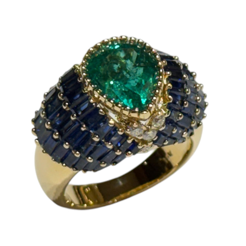 JR0292K - Pear Shape Emerald, Blue Sapphire and Diamond Ring Set in 18K Gold Setting