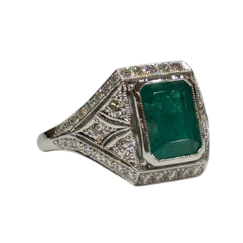 JR0299K - Emerald with Diamond Art Deco Ring Set in 18K White Gold Setting