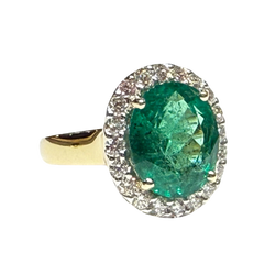 JR0310K - Emerald with Diamond Halo Ring Set in 18K Gold Setting