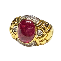 JR0538MK - Cabuchon Ruby and Diamond Ring Set in 18K Gold Setting