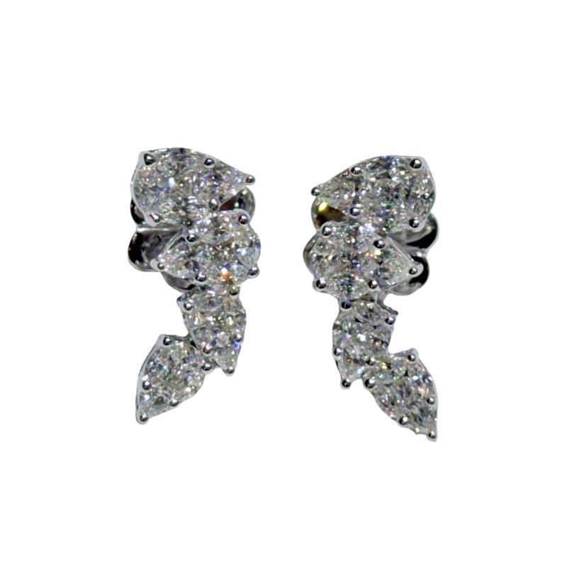 JE0225K - Diamond Earrings Set in 18K White Gold Setting