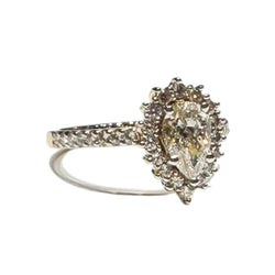 JREBK - Diamond Ring Set in 18K Gold Setting