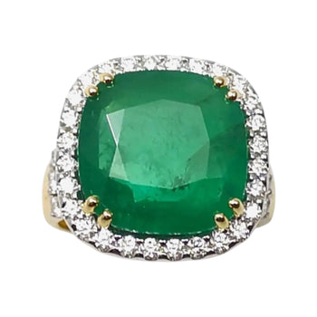 JR0222L - Zambian Emerald with Diamond Ring set in 18K Gold Setting