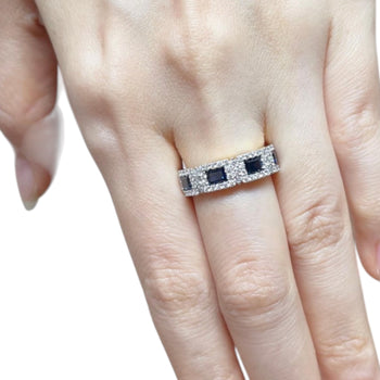 JR0073K - Blue Sapphire with Diamond Ring Set in 18K Gold Setting