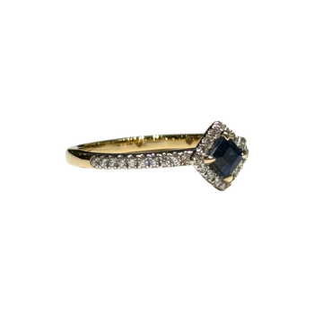 JR0387K - Blue Sapphire with Diamond Ring Set in 18K Gold Setting