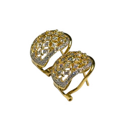 JE0278K - Filigree Diamond Earrings Set in 18K Gold Setting