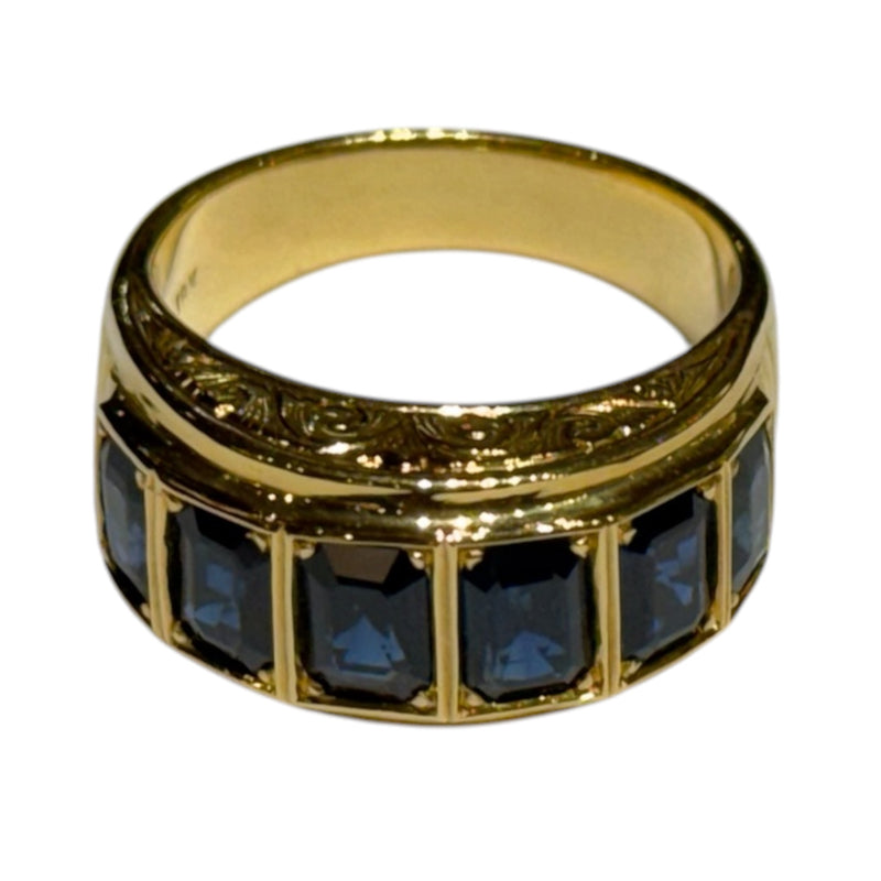 JR1308RK - Blue Sapphire Ring Set in 18K Gold Setting