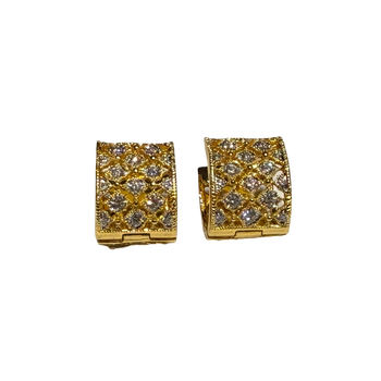 JE0287K - Diamond Filigree Huggie Earrings Set in 18K Gold Setting