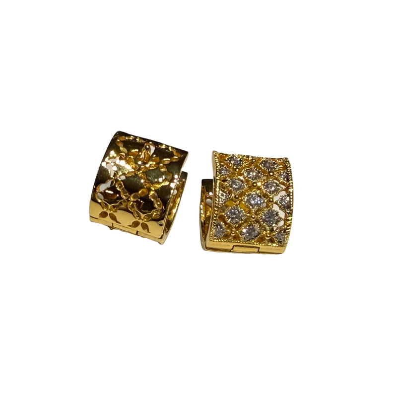 JE0287K - Diamond Filigree Huggie Earrings Set in 18K Gold Setting