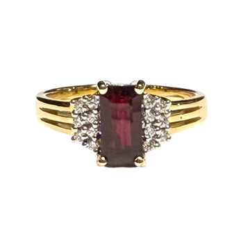 JR0404K - GIA Certified Ruby with Diamond Ring Set in 18K Gold Setting