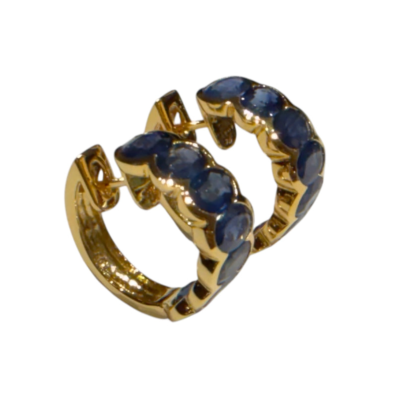 JE0336K - Blue Sapphire Hoop Earrings Set in 18K Gold Setting