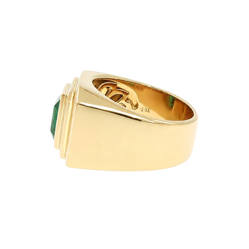 JR0433K - Emerald Gent’s Ring Set in 18K Gold Setting
