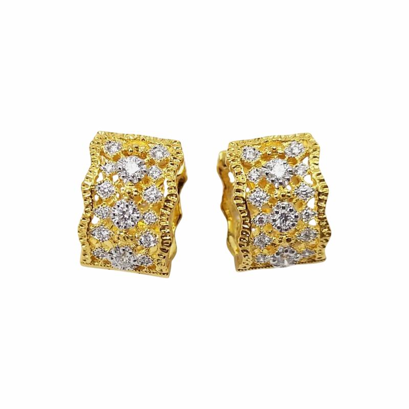 JE0285K - Diamond Filigree Huggie Earrings Set in 18K Gold Setting
