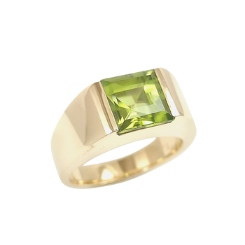JR0387RK - Peridot Ring Set in 18K Rose Gold Setting