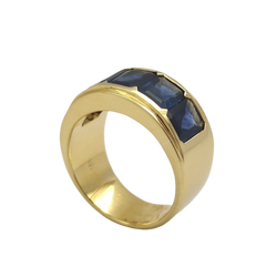JR0261LK - Blue Sapphire Men’s Ring set in 18K Gold Setting