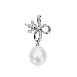 JP0213K - South Sea Pearl with Diamond Pendant set in 18K White Gold Setting