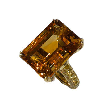 JR0479K - Citrine with Pave Yellow Sapphire Ring Set in 18K Gold Setting