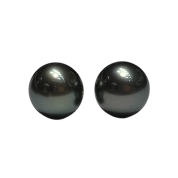 JE0304K - Tahitian South Sea Pearl Stud Earrings Set in 18K Gold Setting