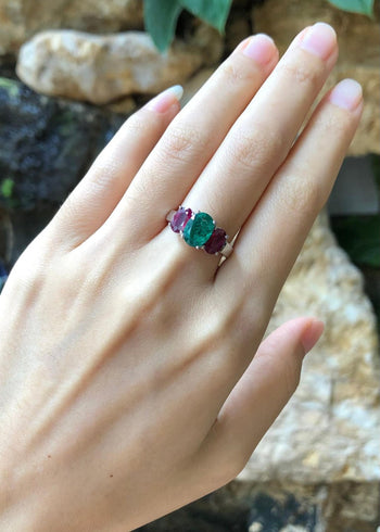 JR0865R - Emerald & Ruby Ring Set in 18 Karat White Gold Setting