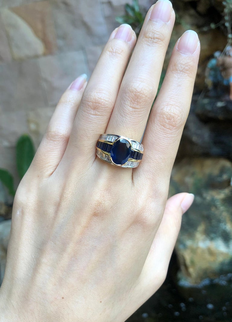 SJ1517 - Blue Sapphire with Diamond Ring Set in 18 Karat Gold Settings