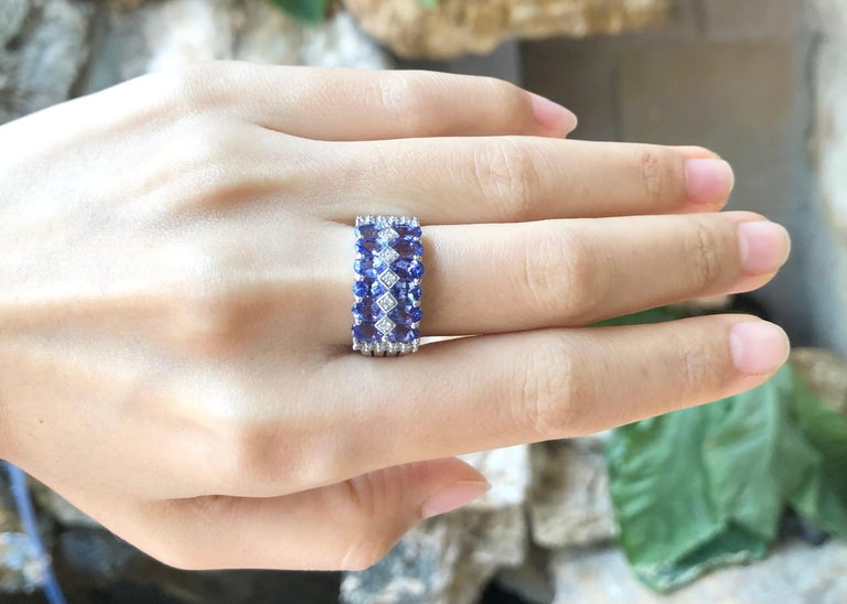 SJ3069 - Tanzanite with Cubic Zirconia Ring set in Silver Settings