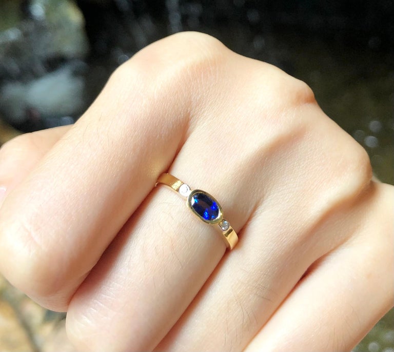SJ6074 - Blue Sapphire with Diamond Ring Set in 18 Karat Gold Settings