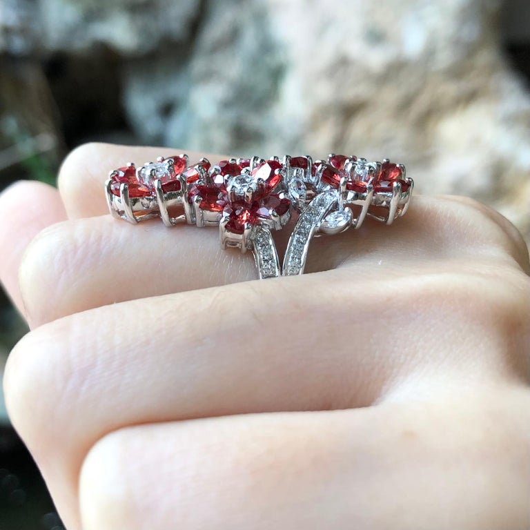 SRTE5265D - Orange Sapphire & Cubic Zirconia Ring set in Silver Settings