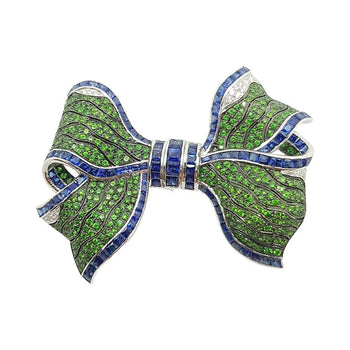 SJ2086 - Tsavorite, Blue Sapphire with Diamond Bow Ribbon Brooch Set in 18k White Gold