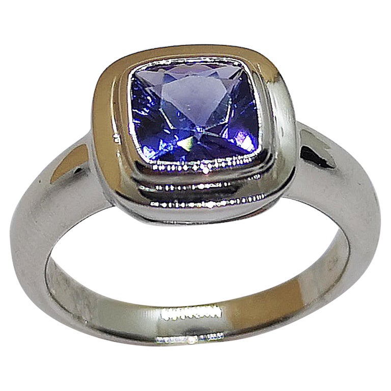 SJ6235 - Tanzanite Ring Set in 18 Karat White Gold Settings