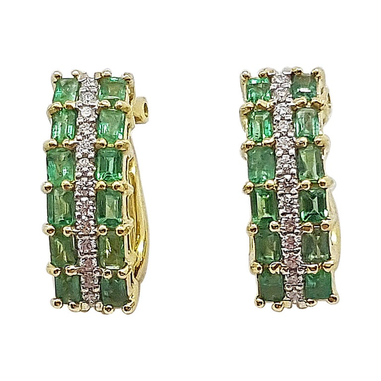 SJ2192 - Emerald with Diamond Earrings Set in 18 Karat Gold Settings