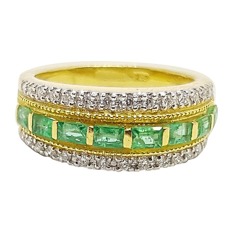 SJ2266 - Emerald 0.68 Carat with Diamond 0.26 Carat Ring Set in 18 Karat Gold Settings