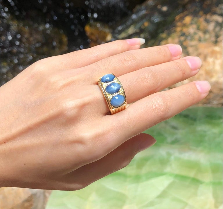 SJ1368 - Blue Star Sapphire Ring set in 18 Karat Gold Settings