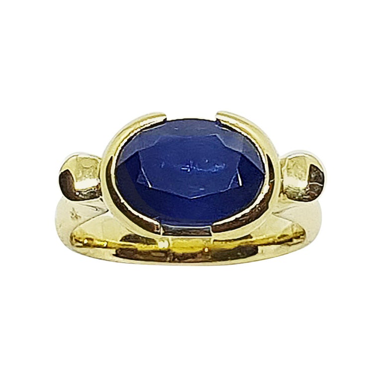 SJ6040 - Blue Sapphire Ring Set in 18 Karat Gold Settings