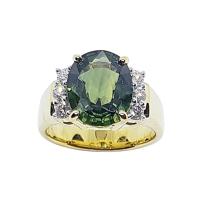 SJ6239 - Green Sapphire with Diamond Ring Set in 18 Karat Gold Settings